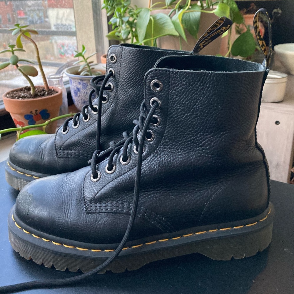 Pascal Dr. Martens